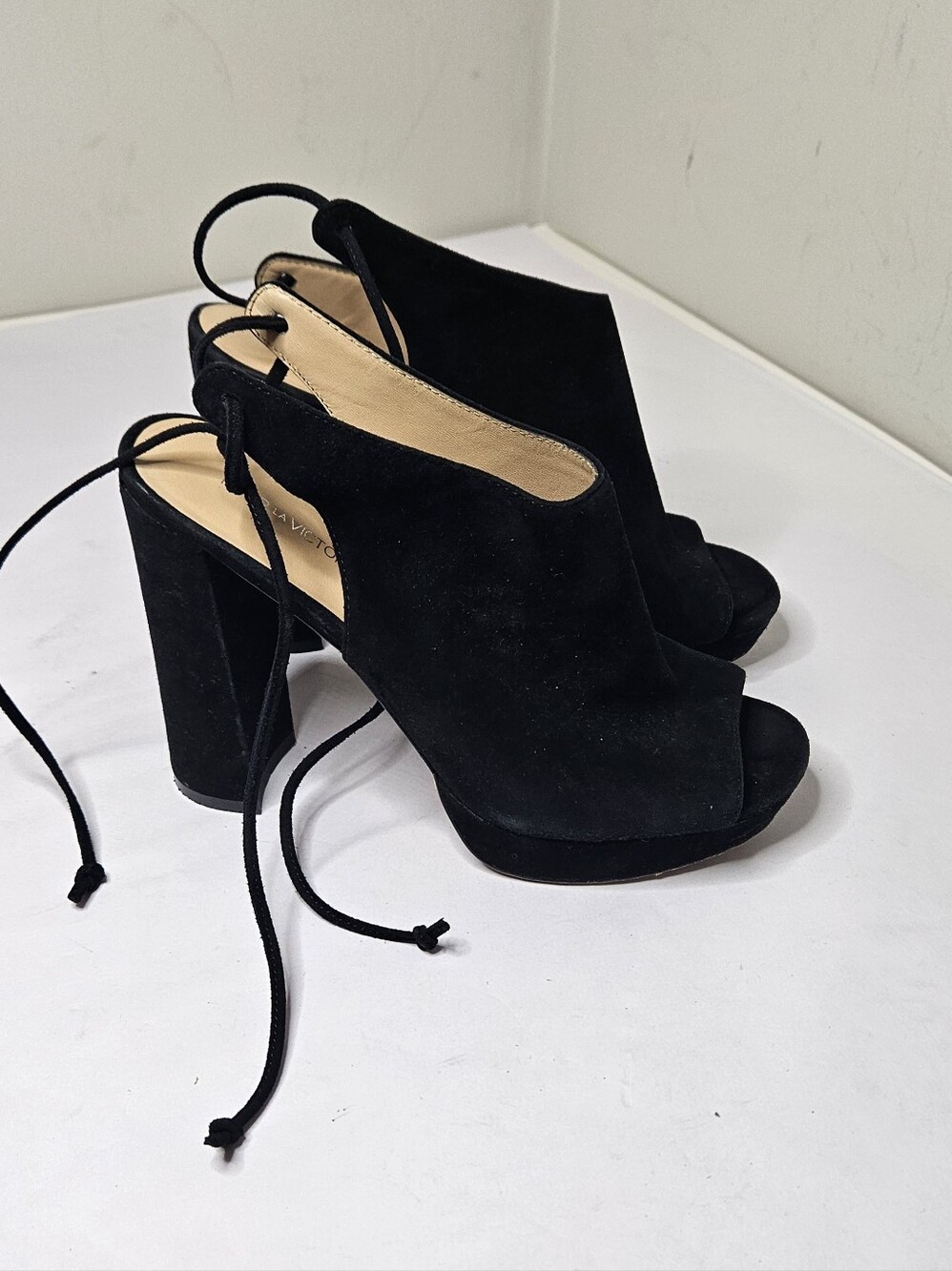 Pour La Victoire black suede platform heels, open toe, back lace-up Heel 7